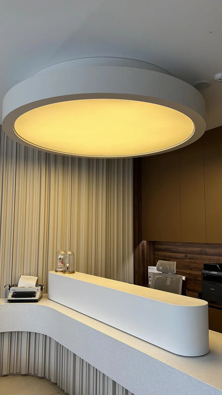 Tecto tenso premium com iluminação LED — Garantodromo Porto