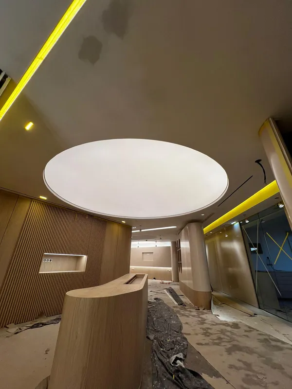 Tecto tenso Brilho — processo de instalação